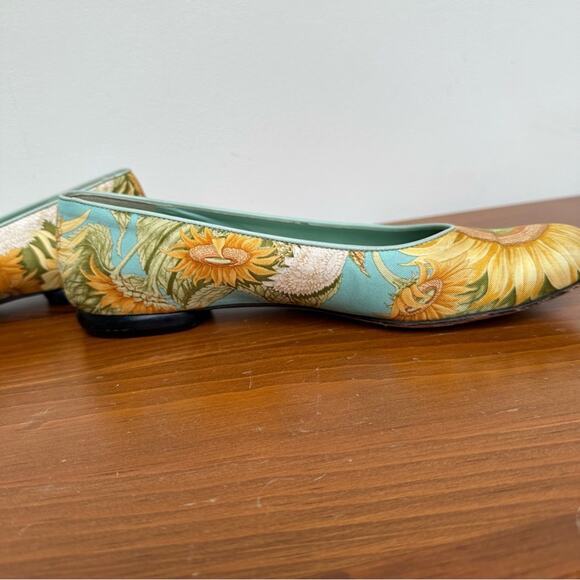 Salvatore Ferragamo Sunflower Silk Fabric Yellow Blue Flats 8.5 - Picture 5 of 12